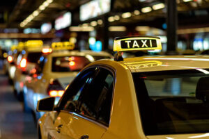 Noida Taxi Fare Comparison – Ola vs Uber vs Local Taxi Services
